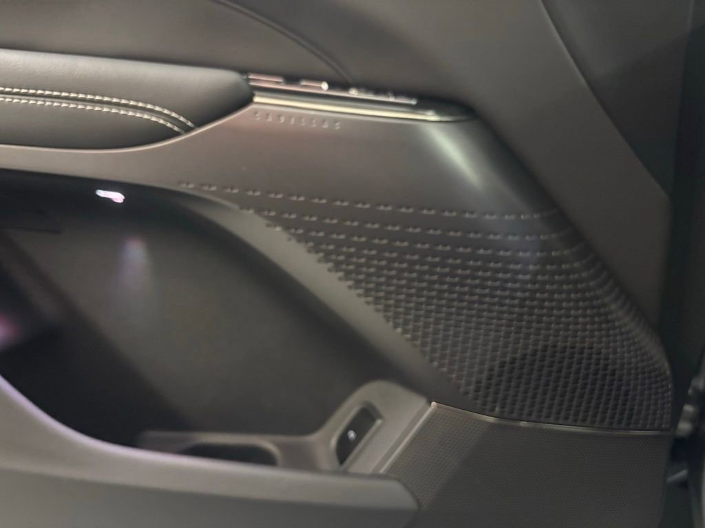 New 2026 Cadillac Lyriq Luxury w/ LPO, Floor Liner Package image 29