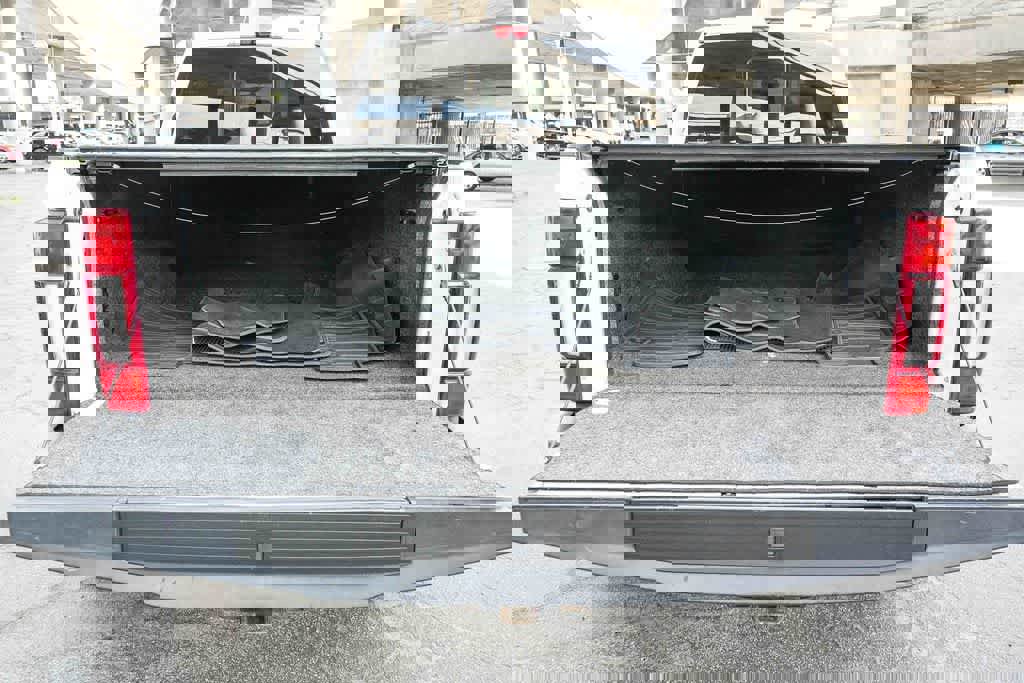 Used 2021 Ford F450 Platinum w/ FX4 Off-Road Package image 27