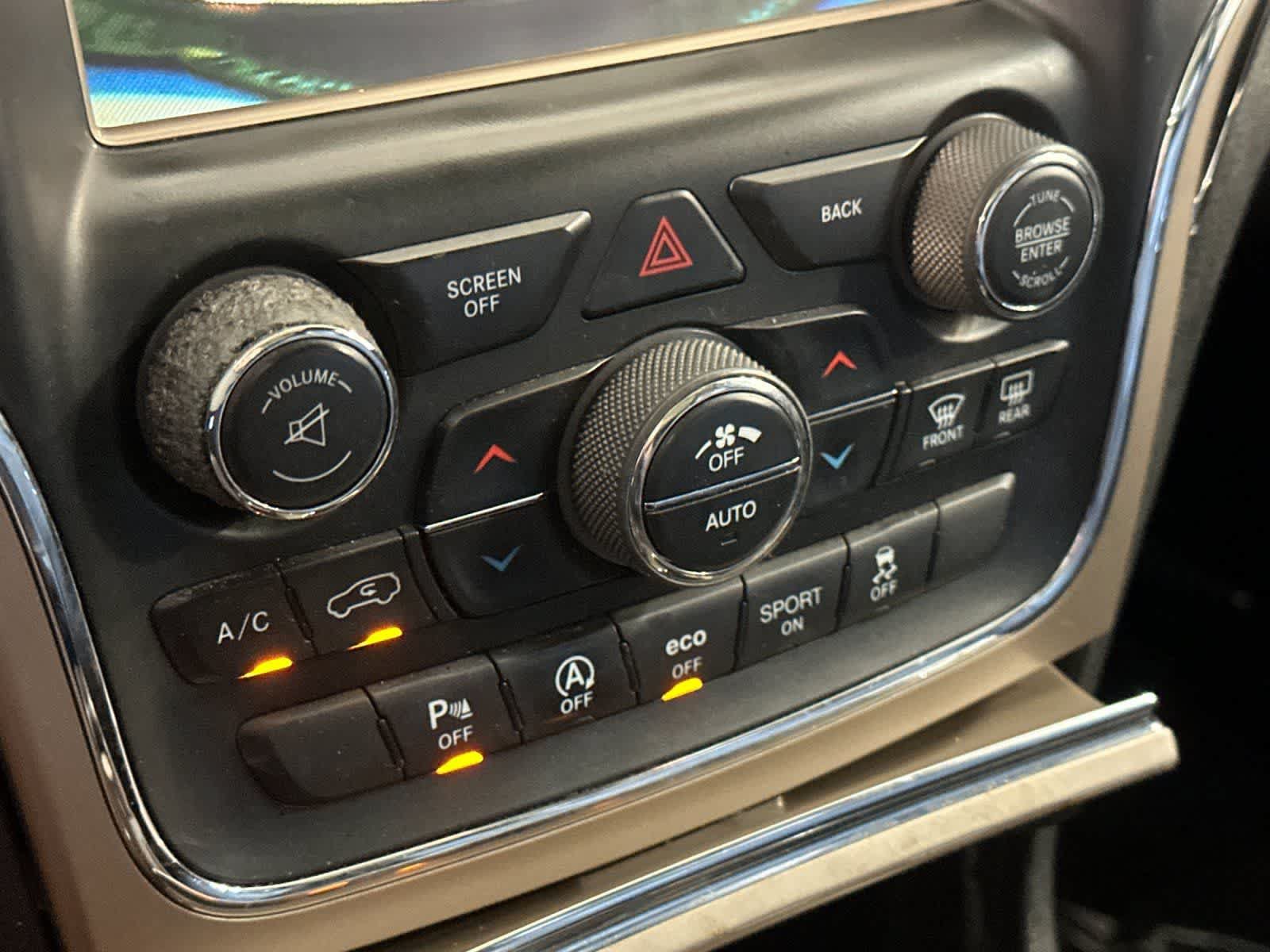 Used 2016 Jeep Grand Cherokee Overland RWD image 22