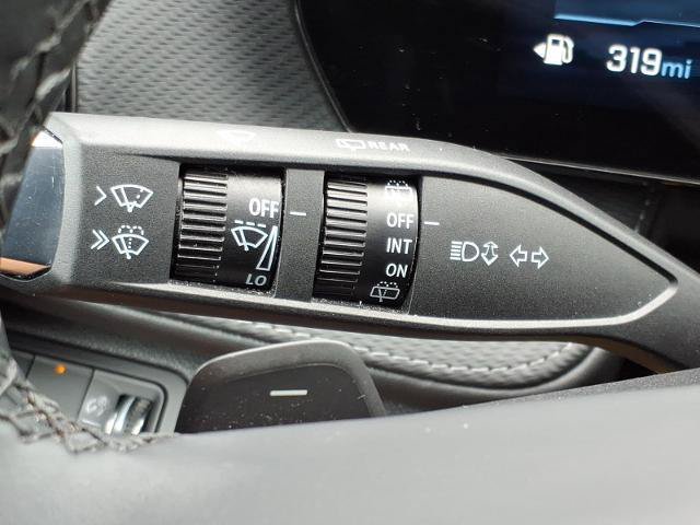 Used 2026 Chevrolet Equinox LT AWD/4WD image 19