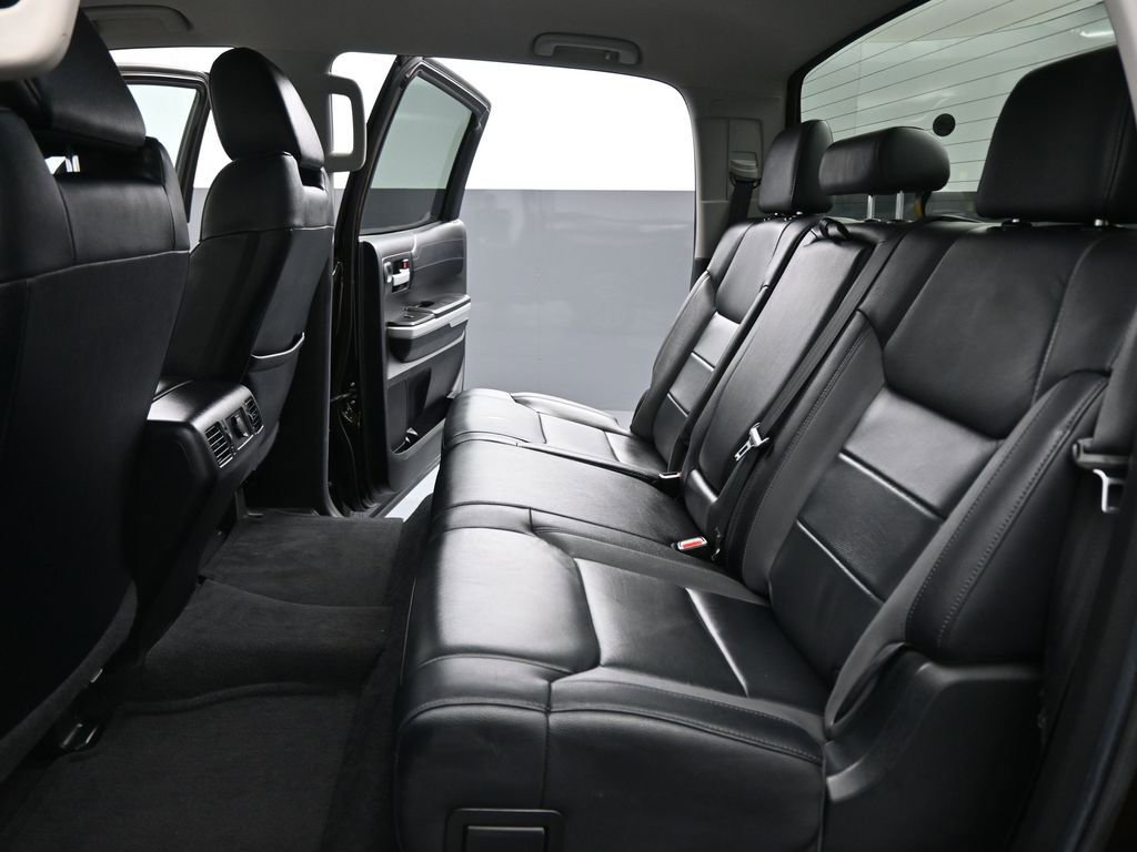 Used 2020 Toyota Tundra Limited w/ Limited Premium Package image 18