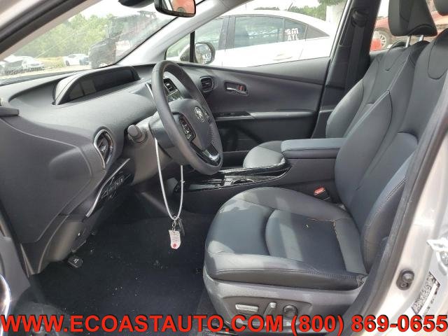 Used 2021 Toyota Prius XLE FWD image 8