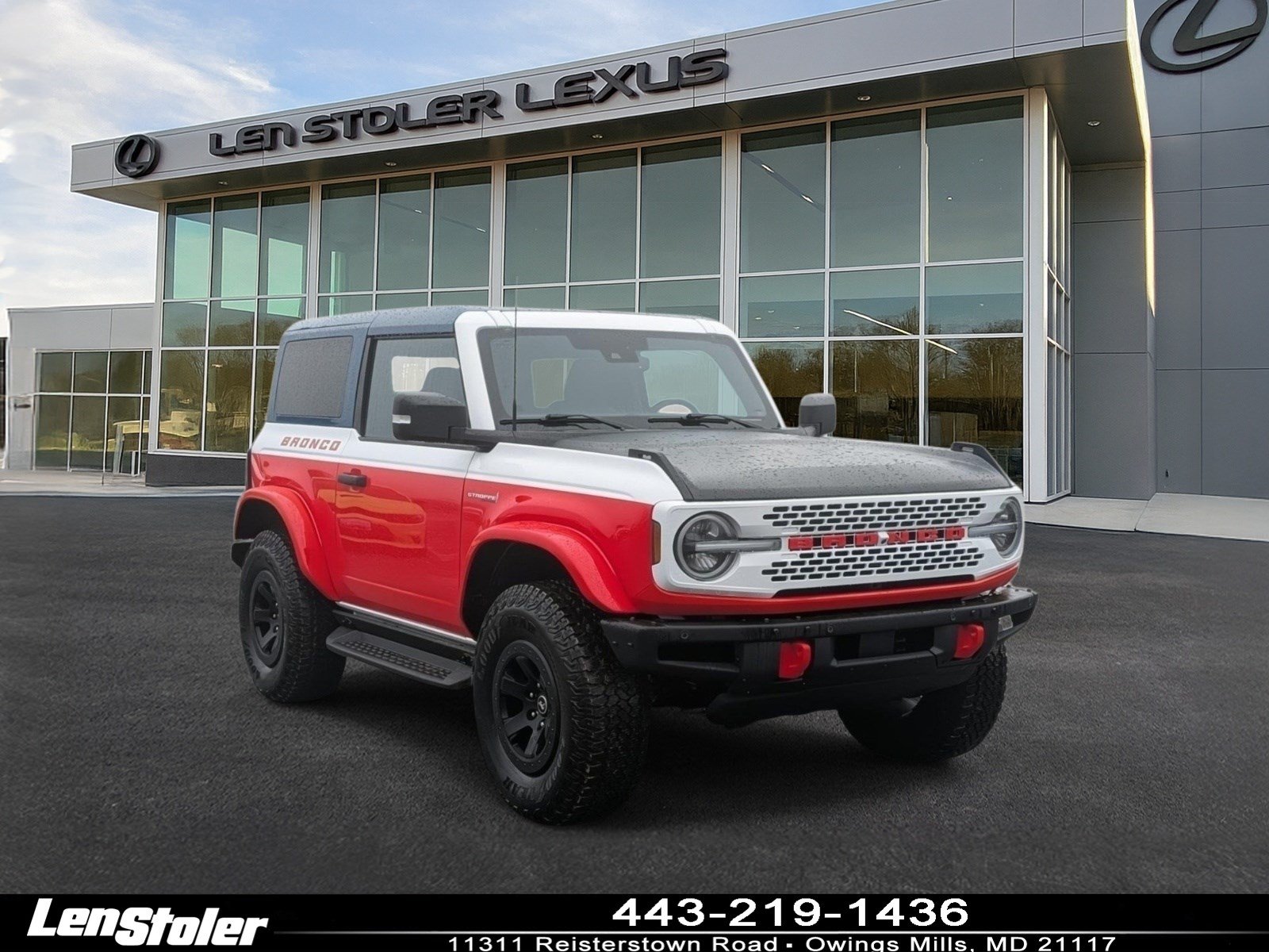 Used 2025 Ford Bronco Stroppe Edition AWD/4WD image 1