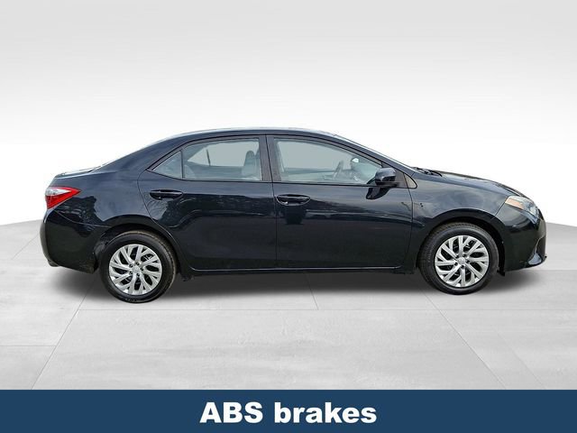 Used 2015 Toyota Corolla LE image 9