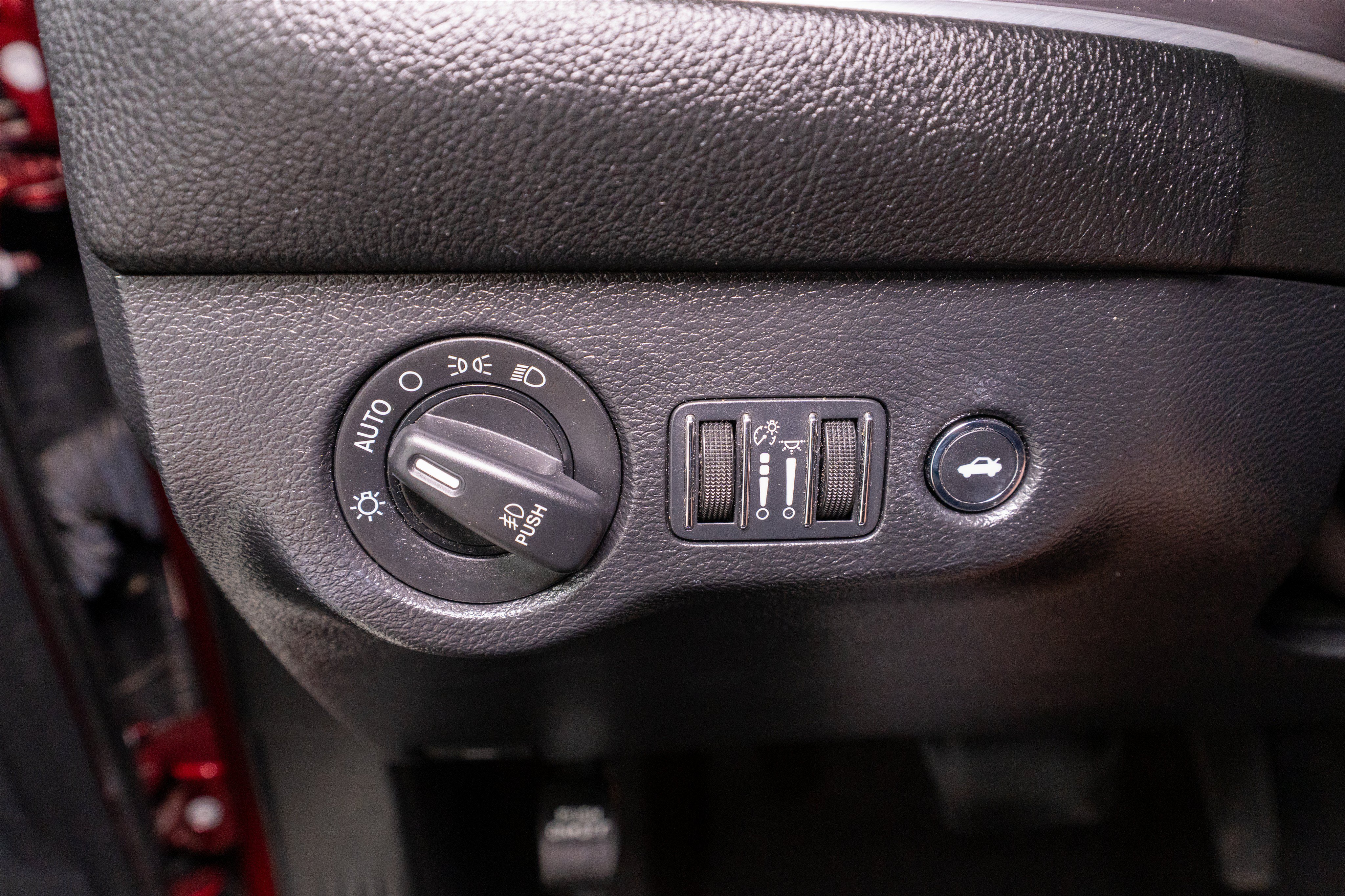 Used 2022 Dodge Challenger SXT w/ Blacktop Package RWD image 27