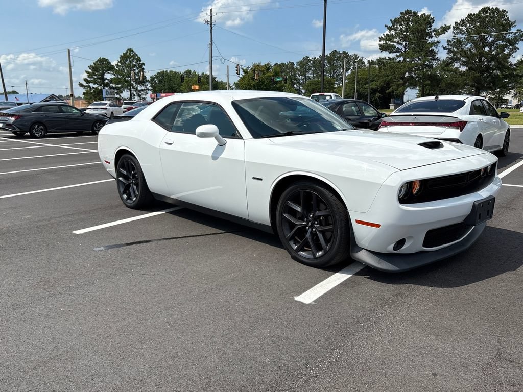 Used 2019 Dodge Challenger R/T w/ Driver Convenience Group RWD image 24