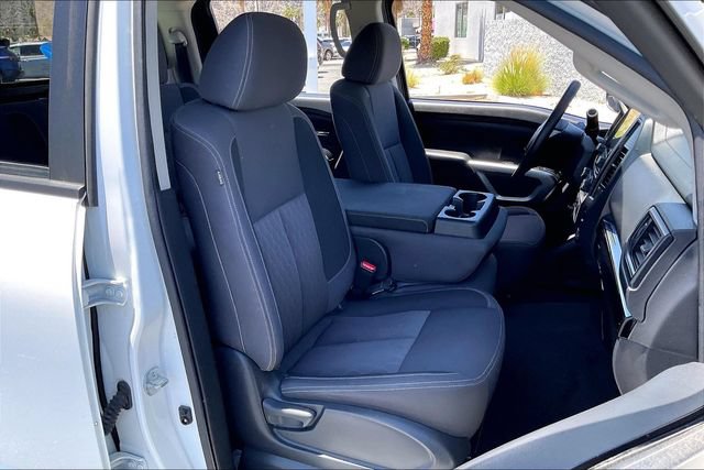 Used 2023 Nissan Titan SV AWD/4WD image 6