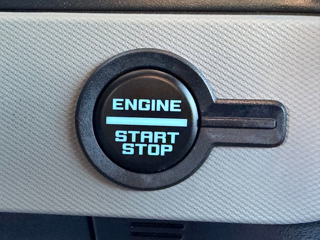 Used 2023 Ford Bronco Wildtrak image 26