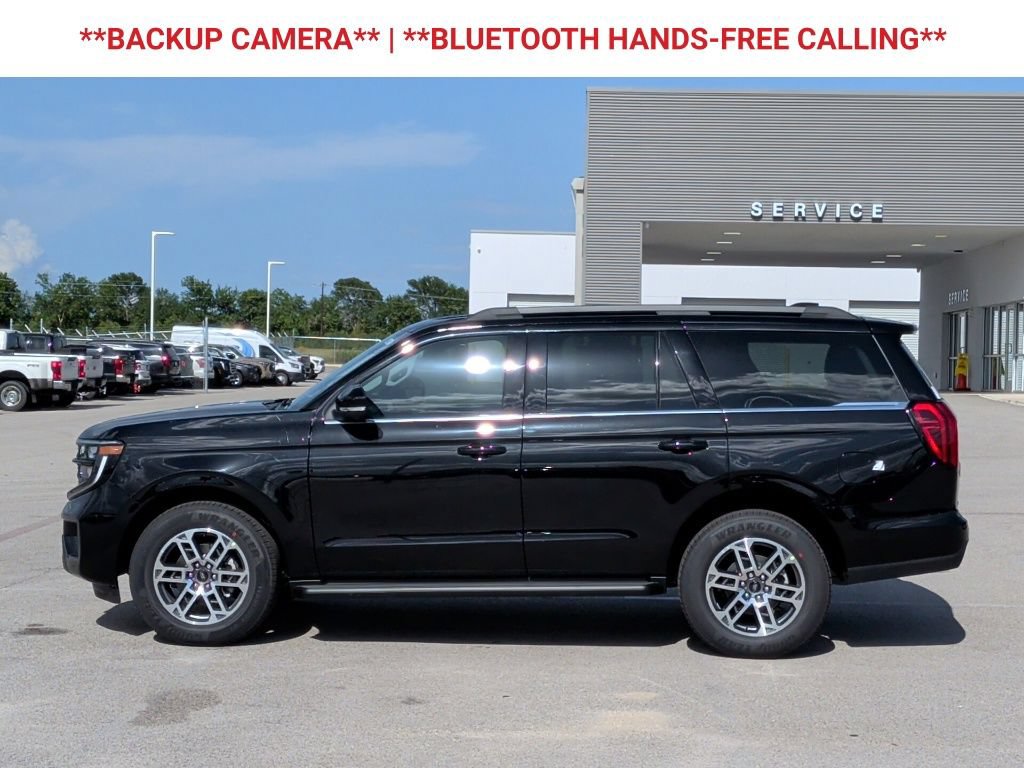 New 2026 Ford Expedition Active RWD image 5