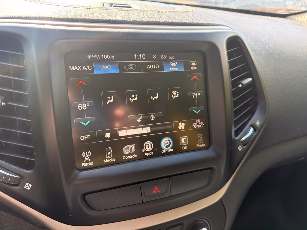 Certified 2017 Jeep Cherokee Limited AWD/4WD image 14