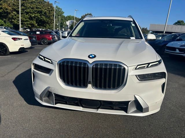 Used 2024 BMW X7 xDrive40i AWD/4WD image 12