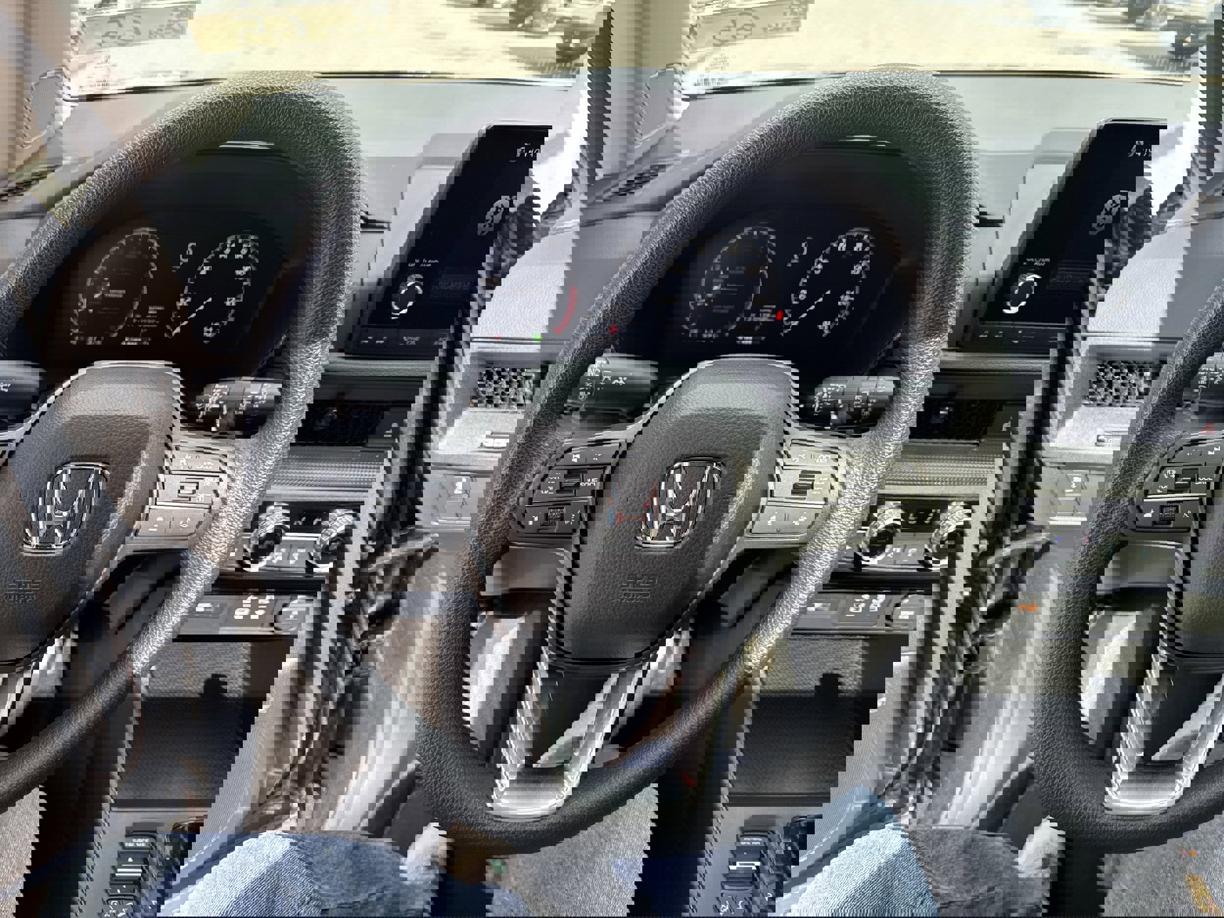 Used 2024 Honda CR-V EX image 4