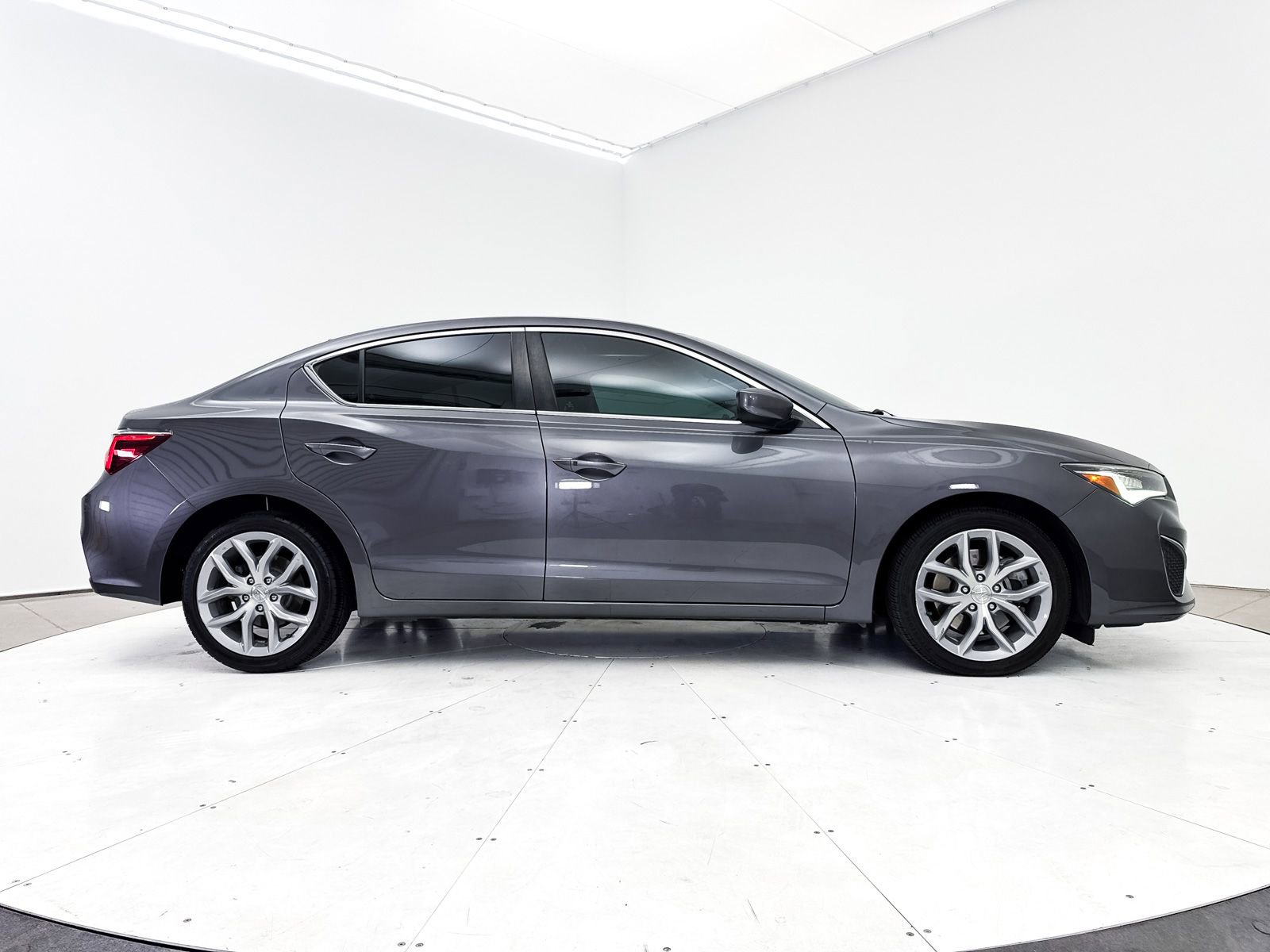 Used 2020 Acura ILX FWD image 37