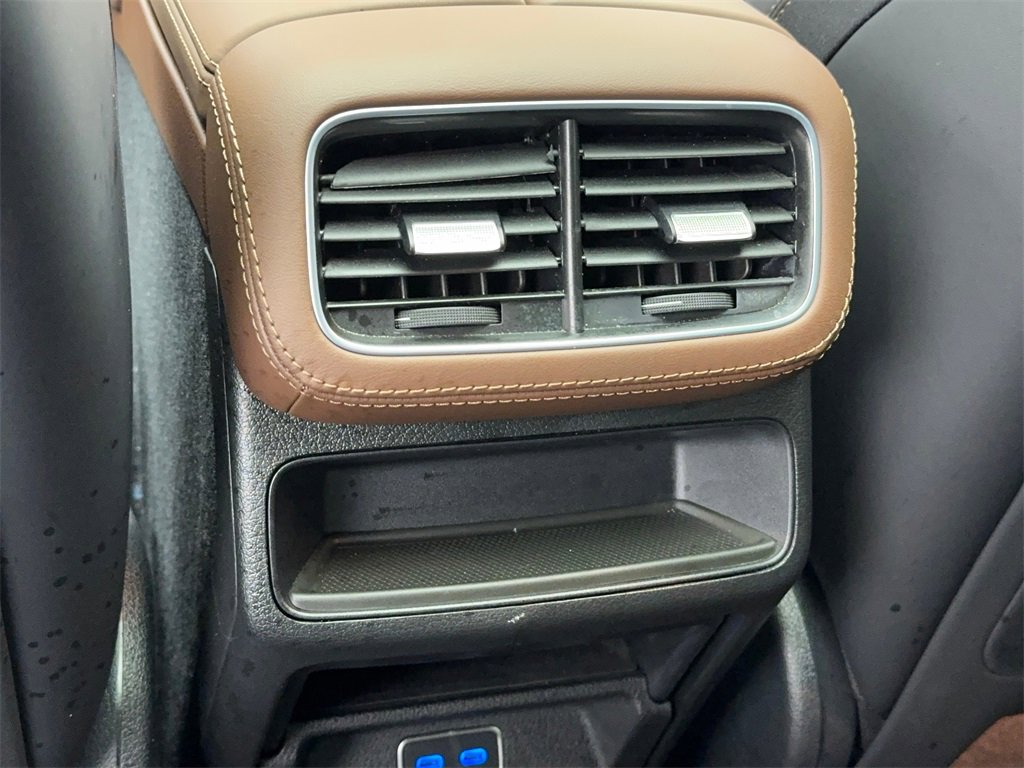 Used 2024 Mercedes-Benz GLE 53 AMG GLE 53 AMG NAV,CAM,PANO,CLMT S w/ Driver Assistance Package image 51