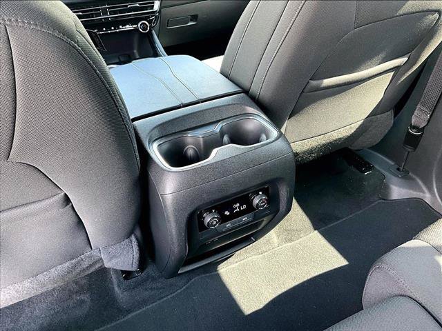 Used 2025 Chevrolet Traverse LT w/ Midnight/Sport Edition FWD image 25