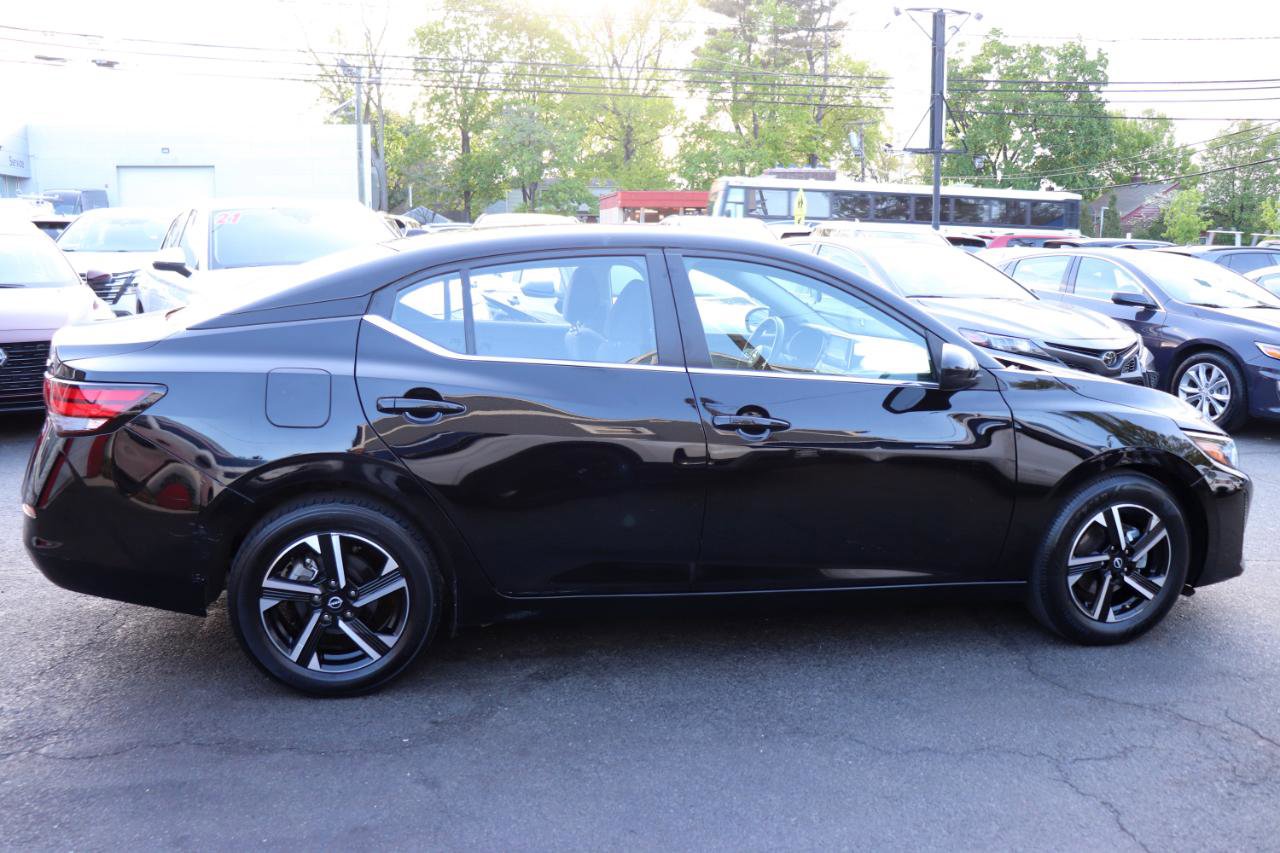 Used 2024 Nissan Sentra SV FWD image 6