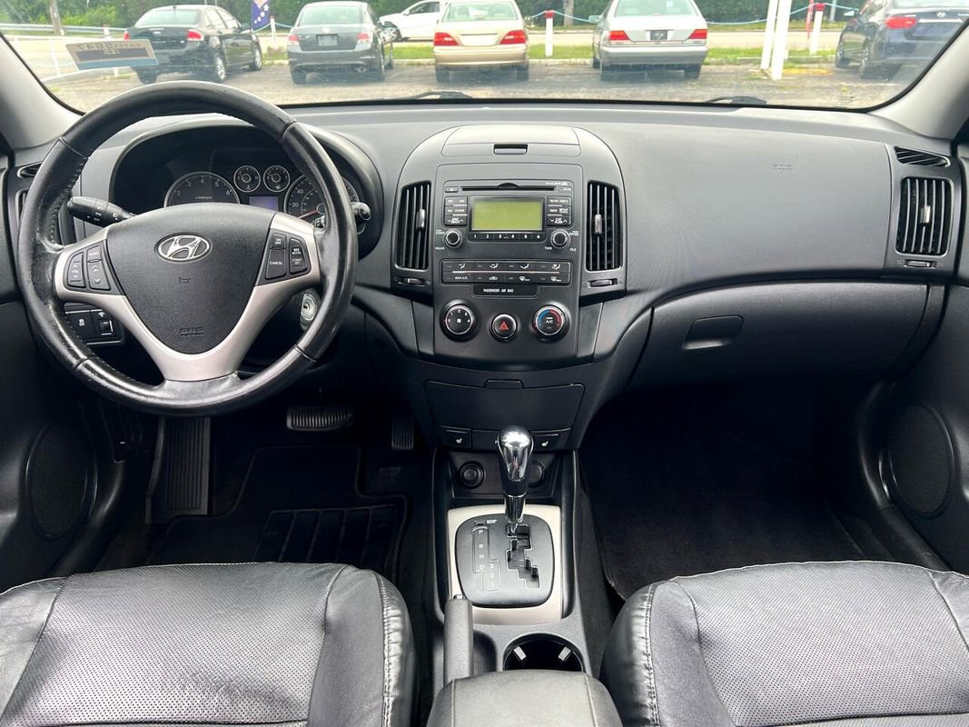 Used 2012 Hyundai Elantra SE image 5