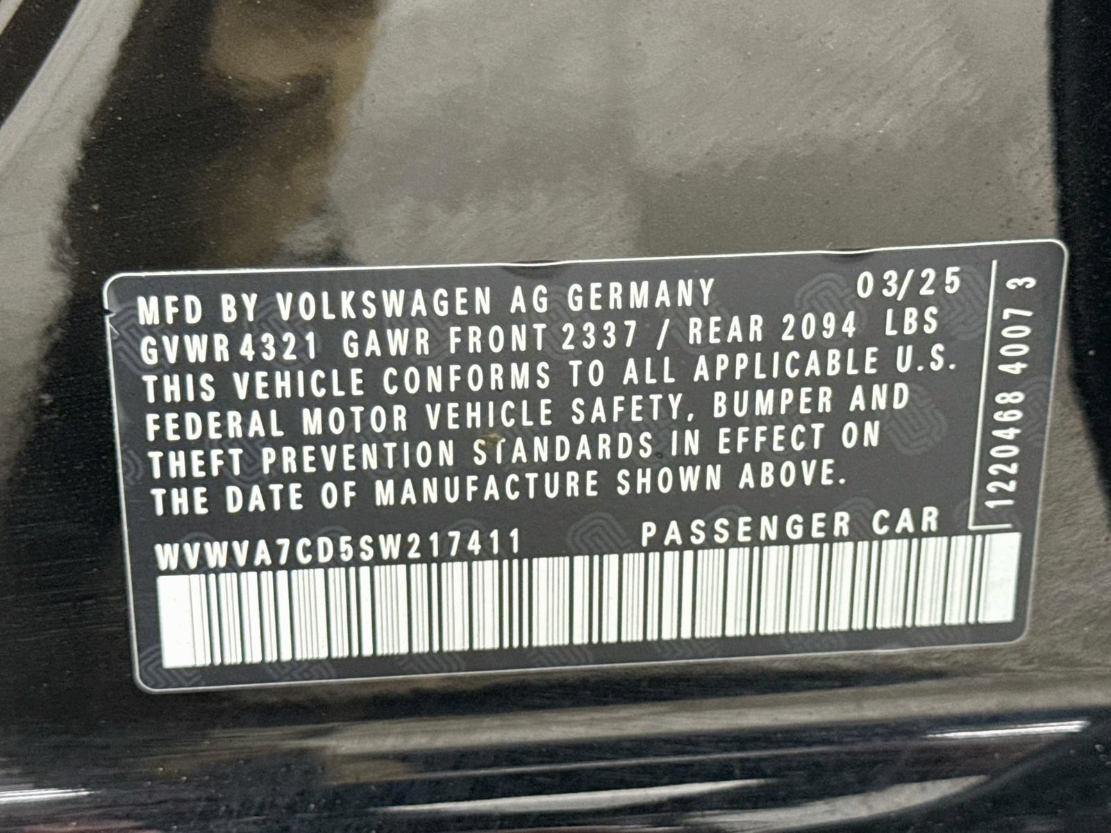 Certified 2025 Volkswagen GTI Autobahn FWD image 31