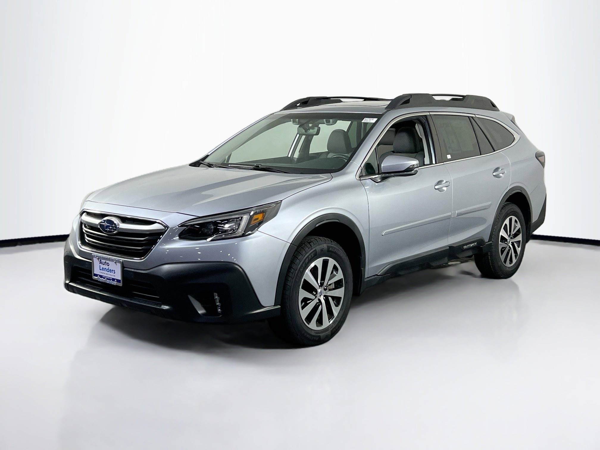 Used 2022 Subaru Outback Premium image 1
