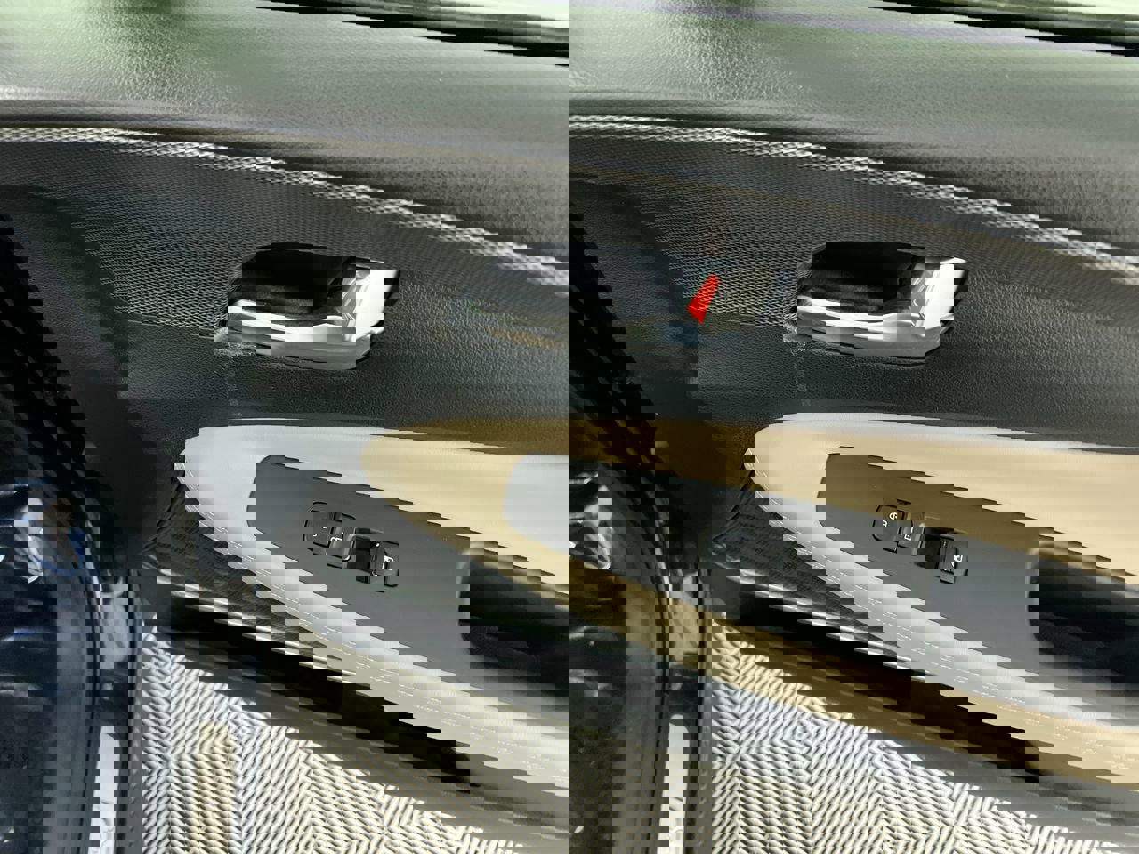 Used 2019 Hyundai Santa Fe FWD image 30