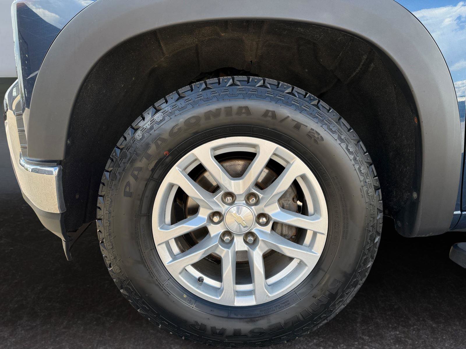 Used 2019 Chevrolet Silverado 1500 LT w/ Z71 Off-Road Package AWD/4WD image 26