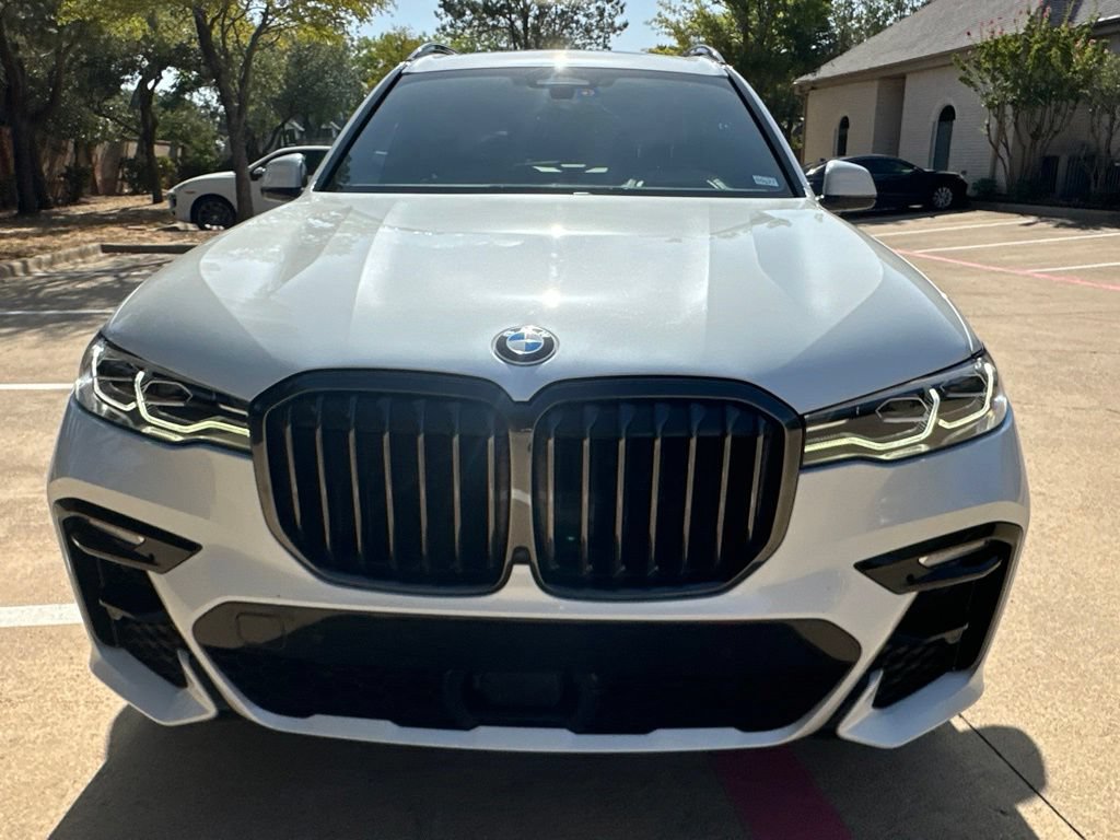 Used 2022 BMW X7 xDrive40i w/ M Sport Package AWD/4WD image 14