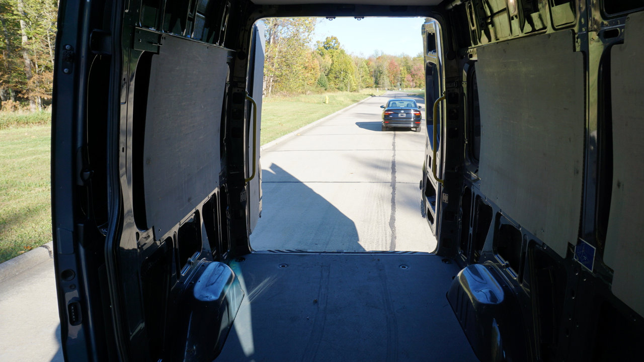 Used 2019 Mercedes-Benz Sprinter 144 image 21