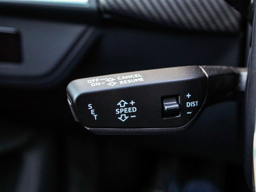 Used 2024 Audi e-tron GT Premium Plus image 28