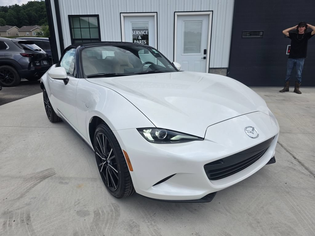 New 2026 MAZDA MX-5 Miata Grand Touring w/ Weather Package RWD image 1