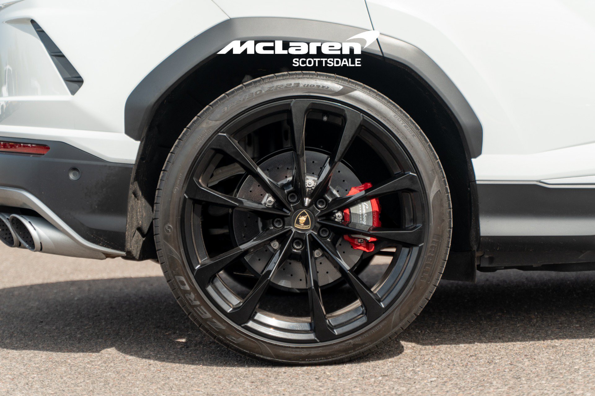 Used 2022 Lamborghini Urus AWD/4WD image 35