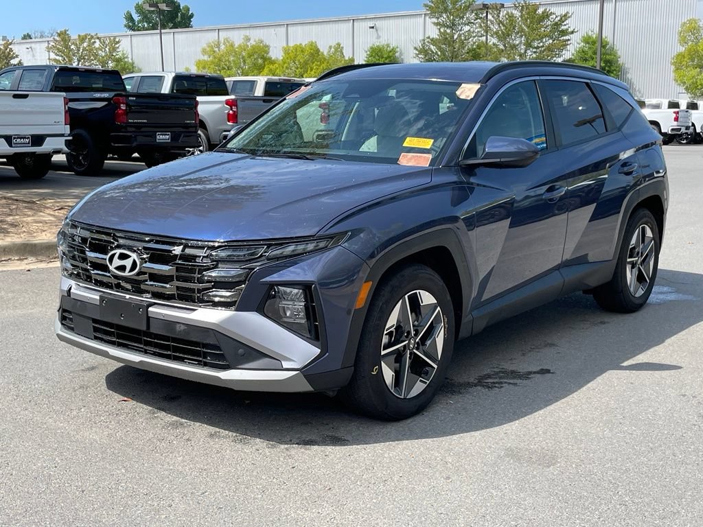 Used 2025 Hyundai Tucson SEL FWD image 3