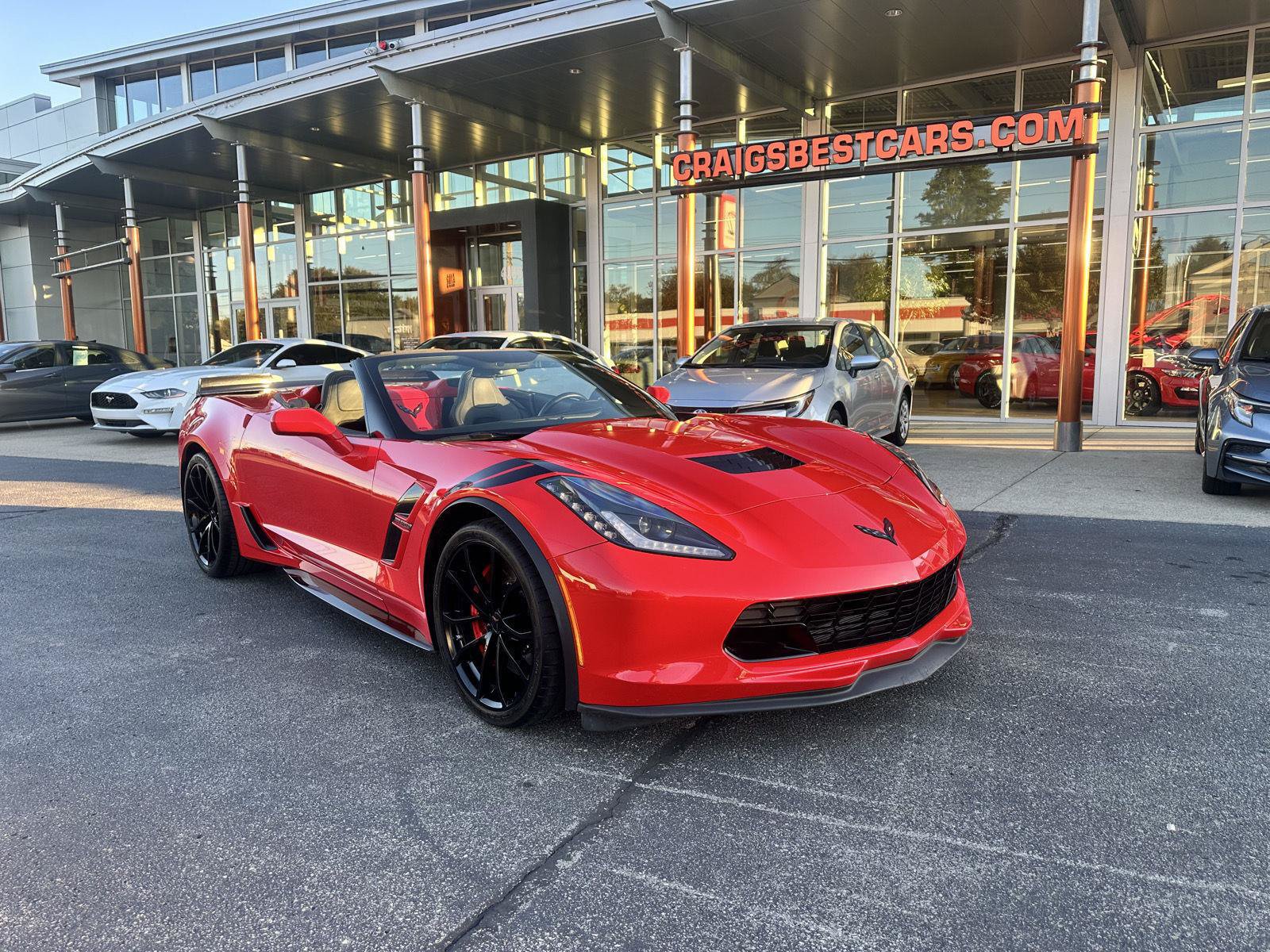 Used 2019 Chevrolet Corvette Grand Sport w/ Carbon Flash Badge Package RWD image 8