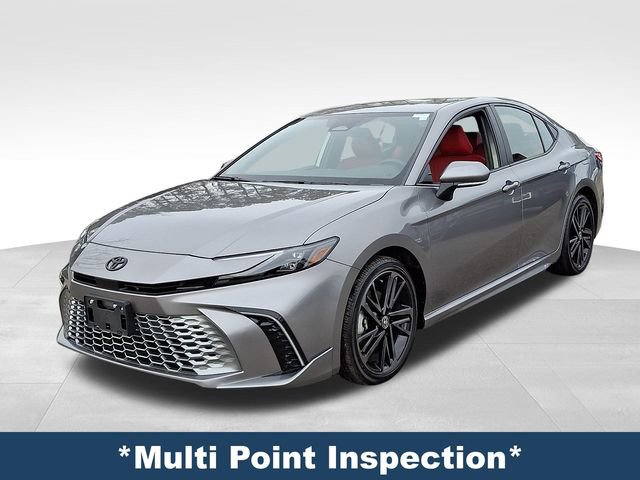Used 2025 Toyota Camry XSE image 4