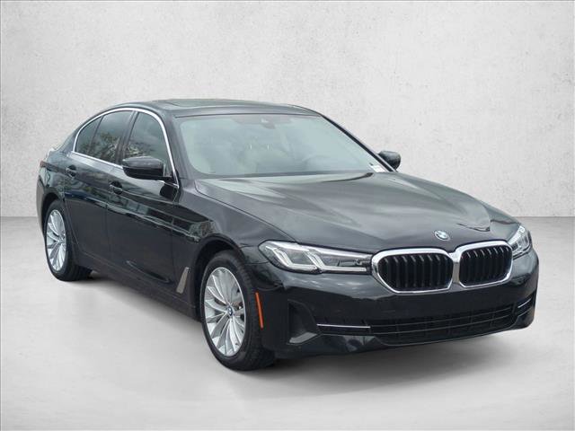 Used 2021 BMW 530e w/ Premium Package image 3