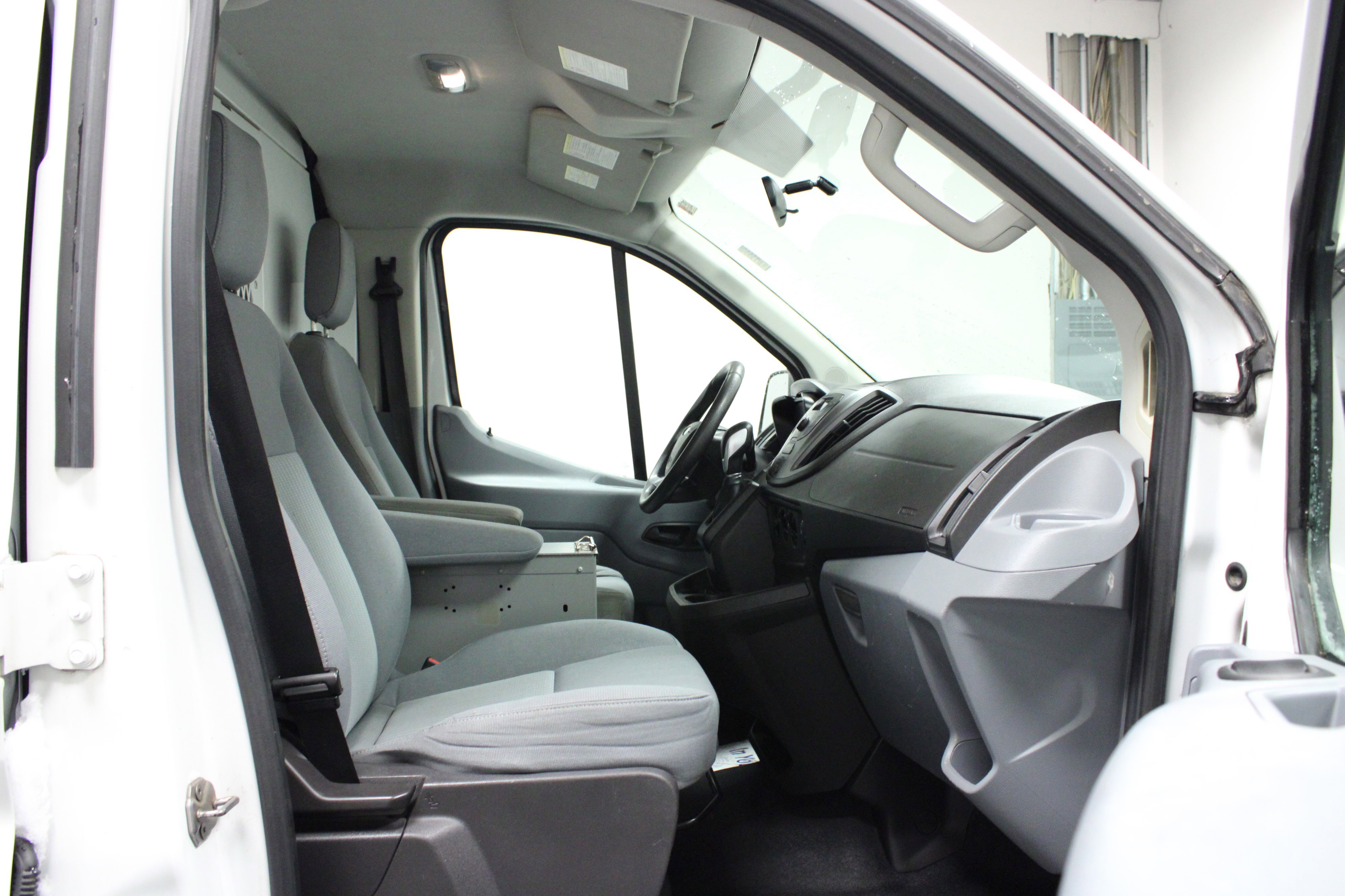 Used 2015 Ford Transit 250 130 Low Roof w/ Exterior Upgrade Package image 15