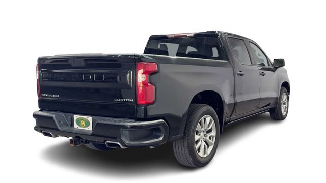 Used 2019 Chevrolet Silverado 1500 Custom w/ Custom Value Package RWD image 2