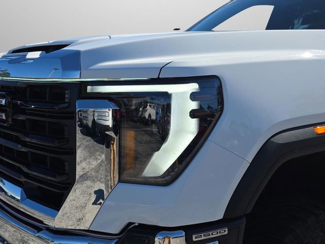 Used 2024 GMC Sierra 2500 Pro w/ 1SA Pro Safety Plus Package image 13