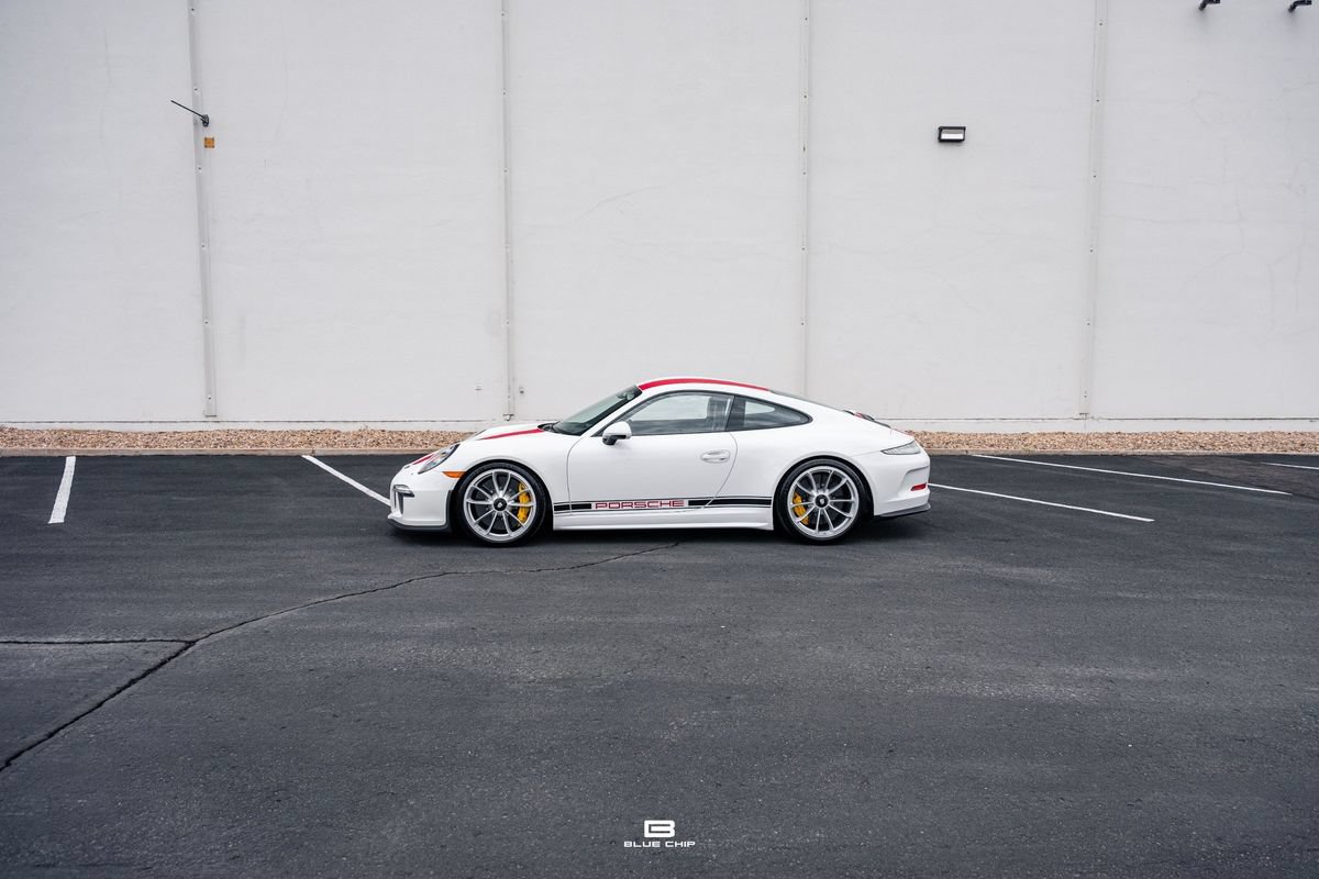 Used 2016 Porsche 911 R RWD image 2