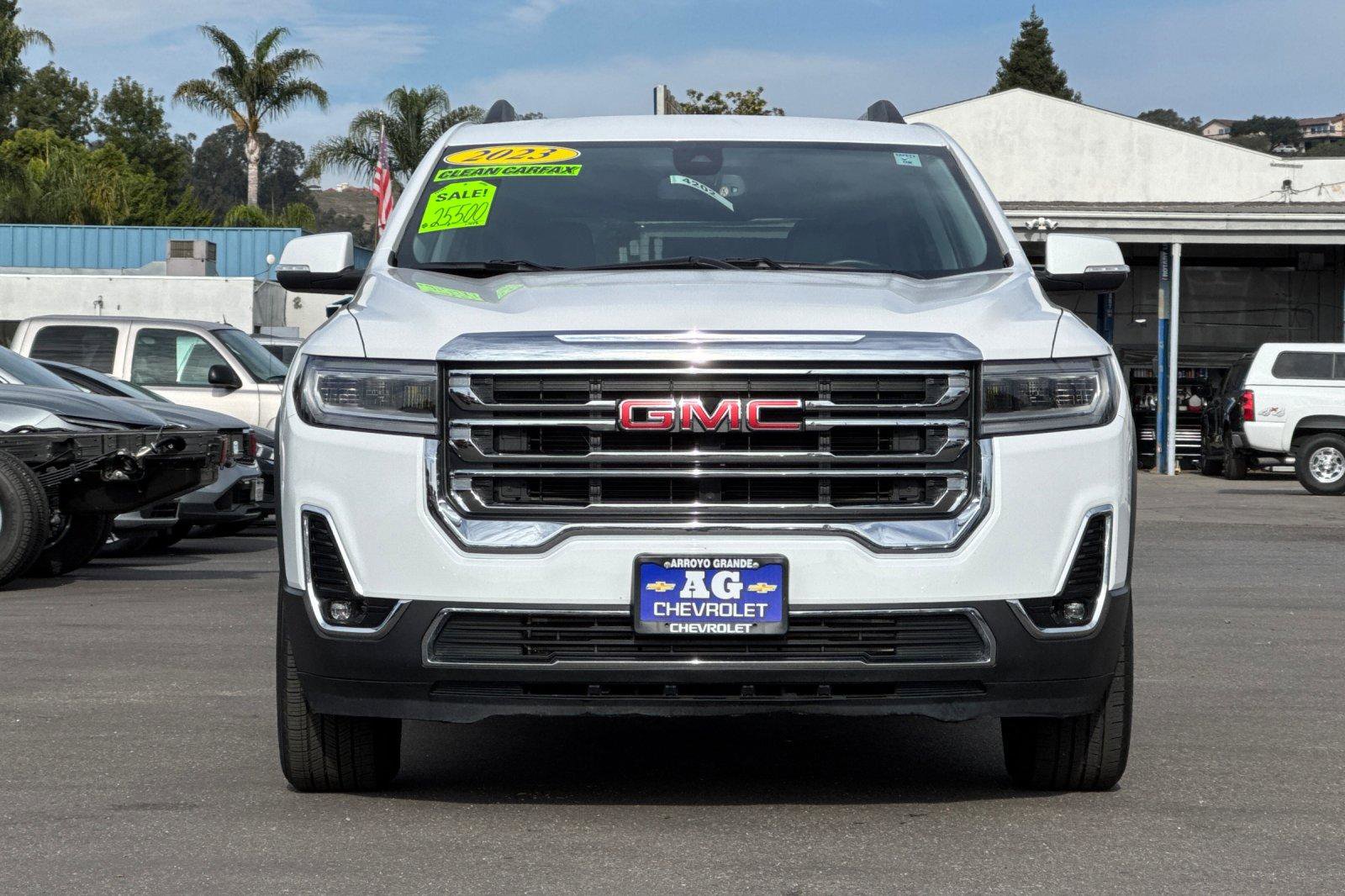 Used 2023 GMC Acadia SLT image 10