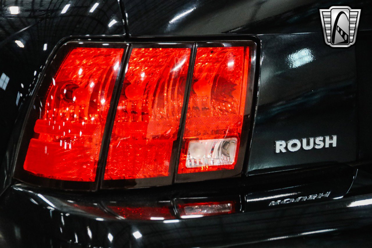 Used 2003 Ford Mustang GT image 10