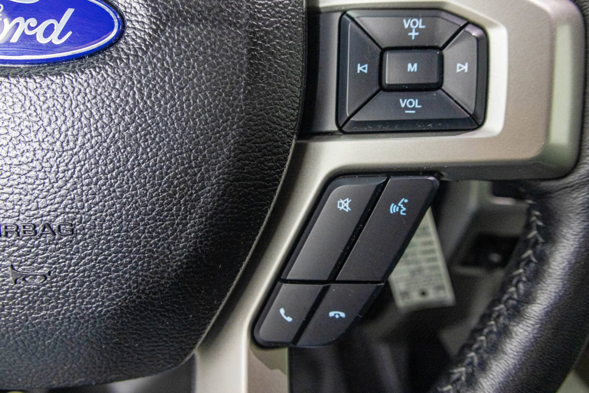 Used 2018 Ford F250 Lariat w/ Chrome Package image 30