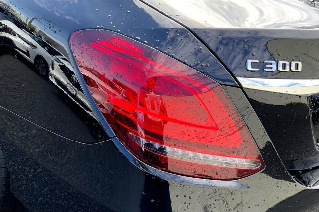Used 2021 Mercedes-Benz C 300 4MATIC Sedan image 29