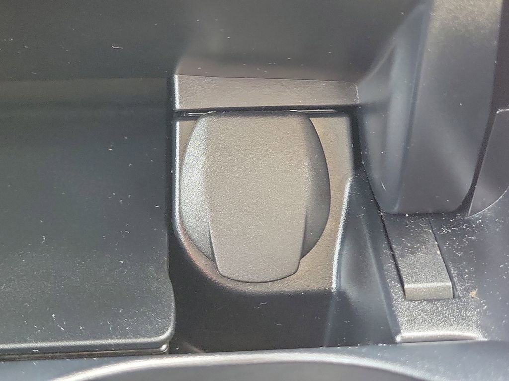 Used 2022 Mercedes-Benz GLC 300 4MATIC w/ Premium Package Lite image 38