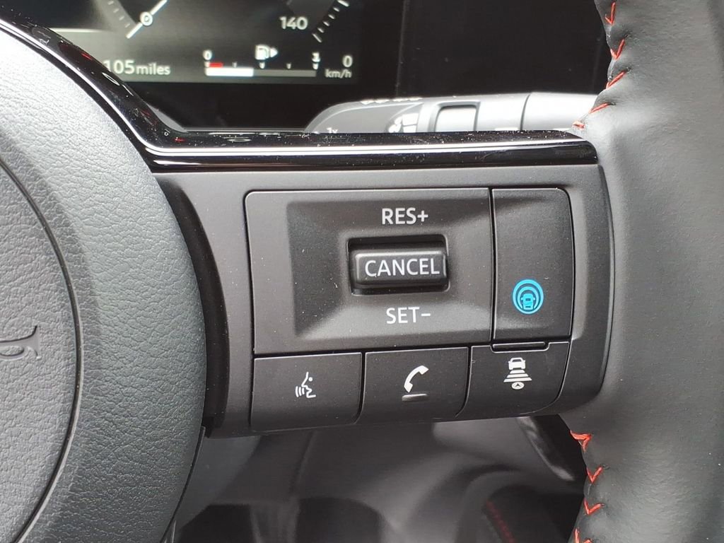 Used 2025 Nissan Kicks SR AWD/4WD image 20