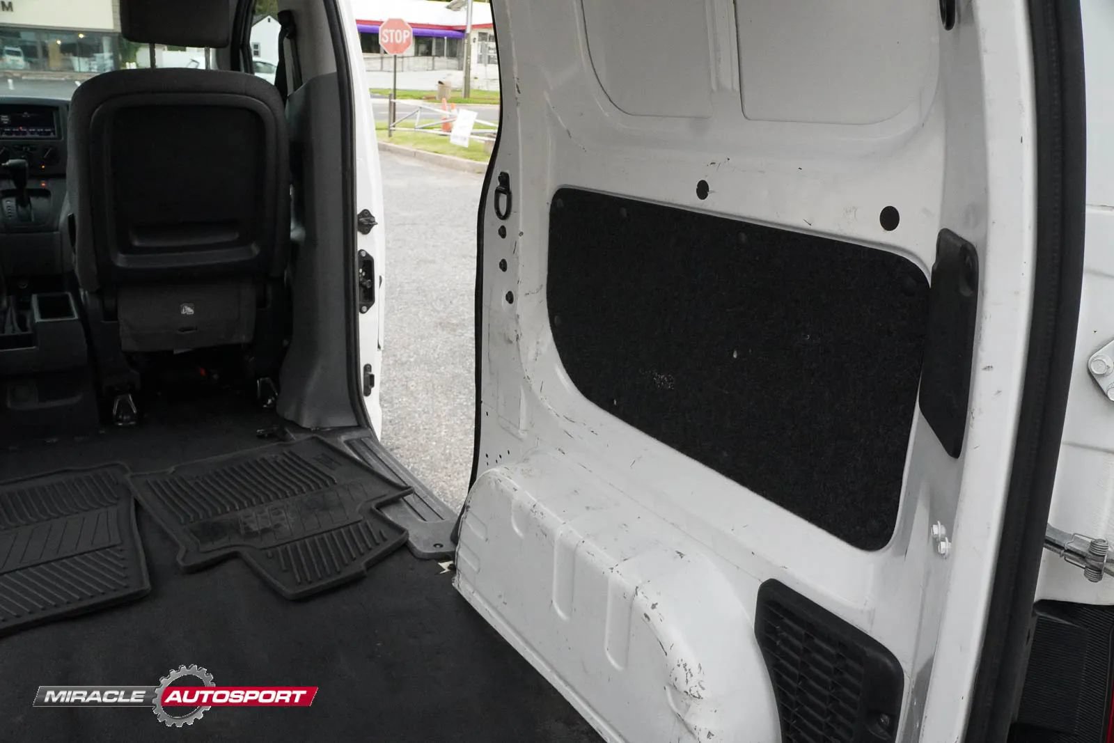 Used 2021 Nissan NV200 S FWD image 28