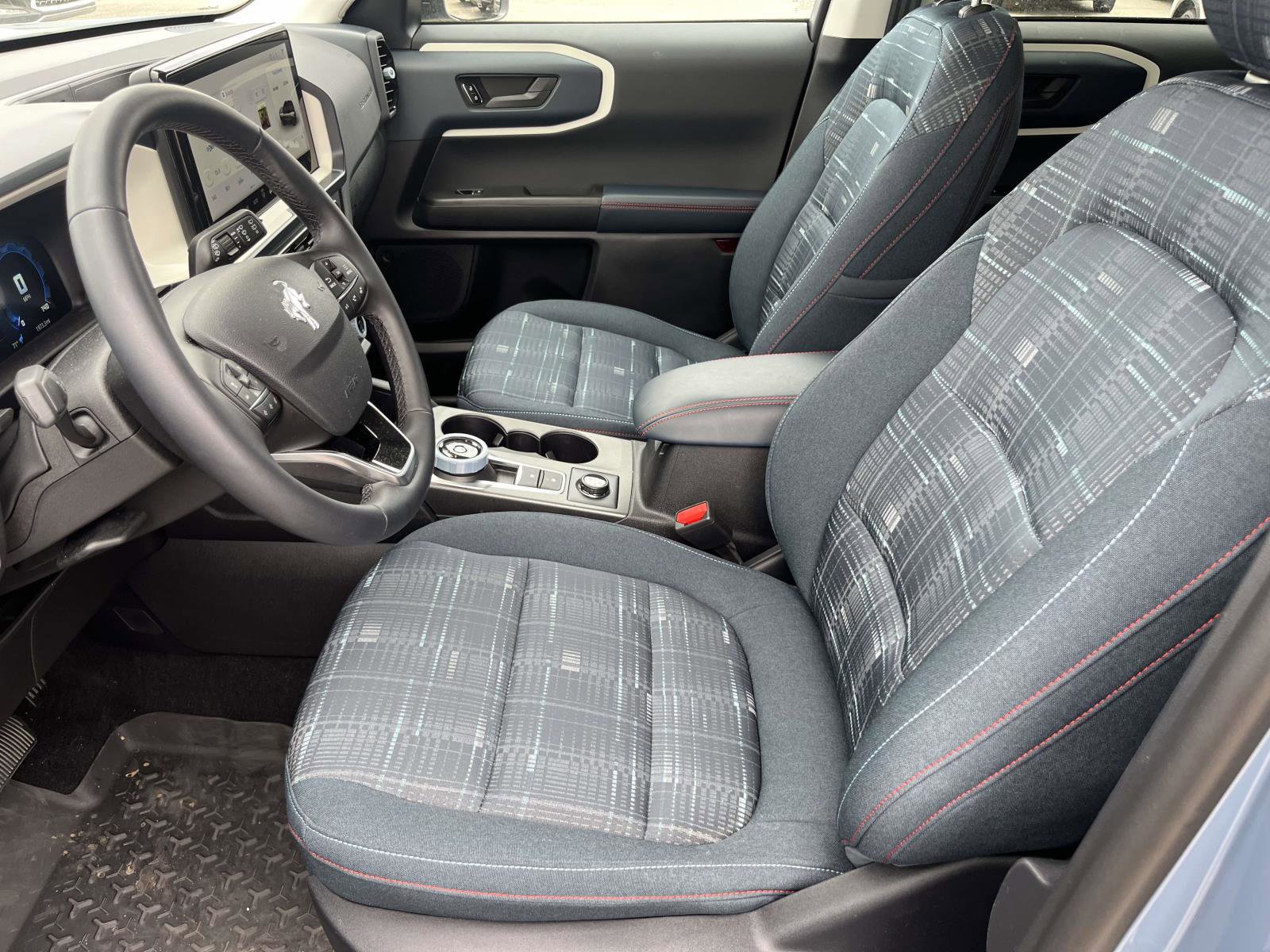 Used 2025 Ford Bronco Sport Heritage w/ Convenience Package image 12