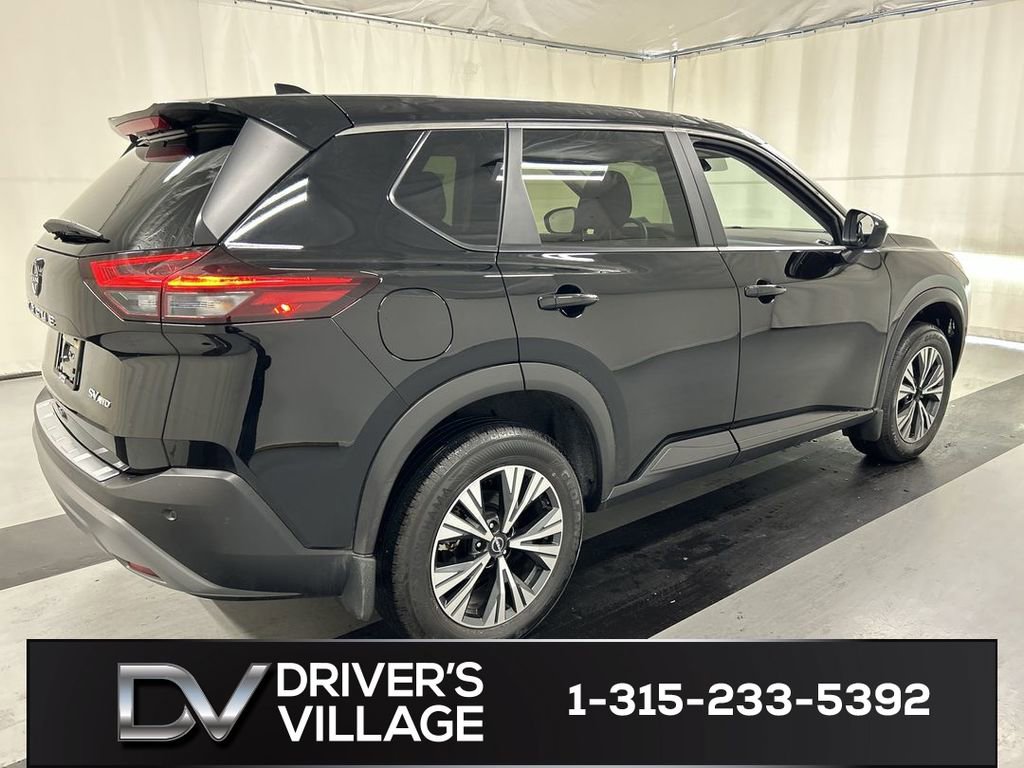 Used 2023 Nissan Rogue SV AWD/4WD image 2