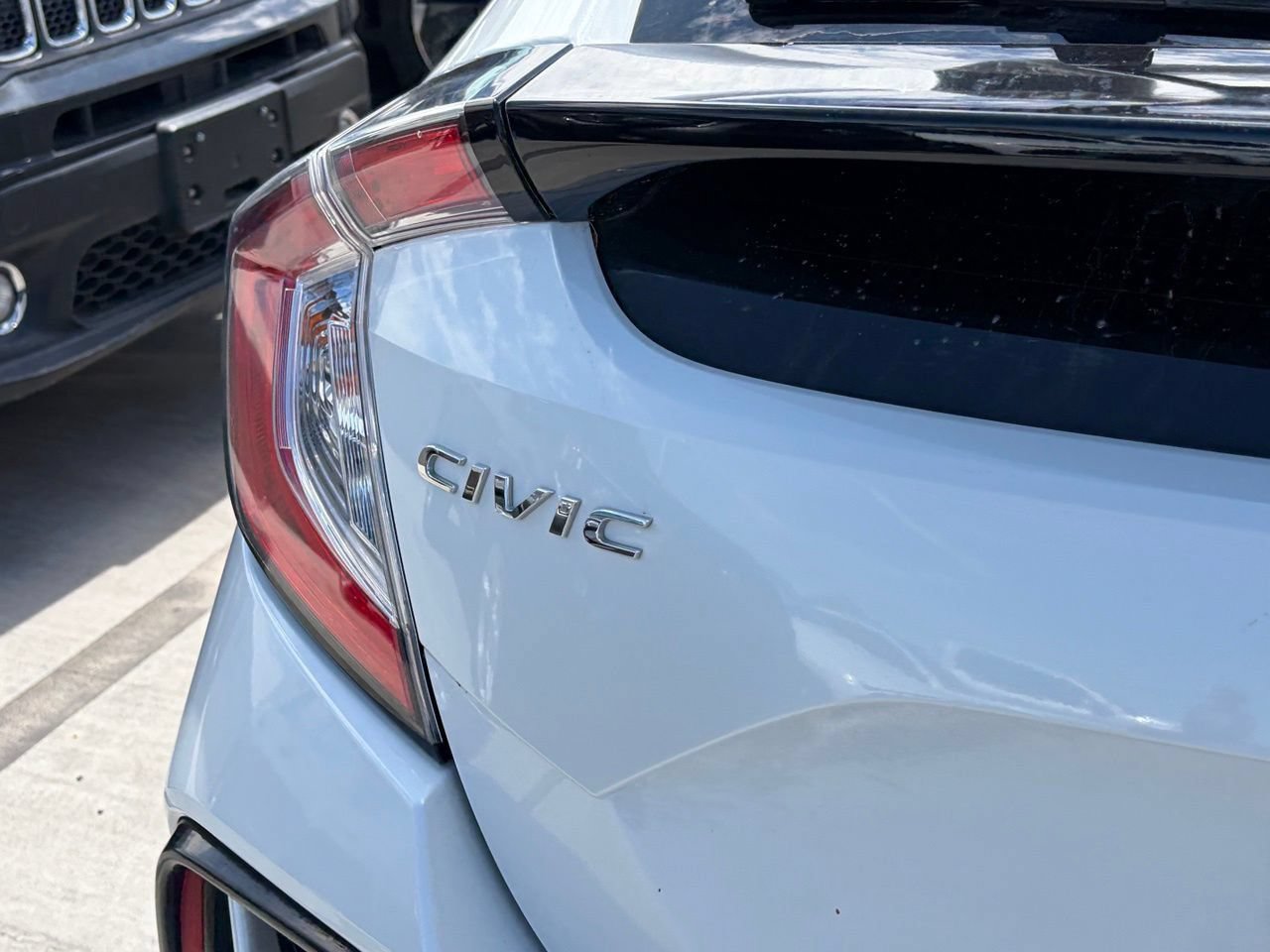 Used 2021 Honda Civic EX image 4