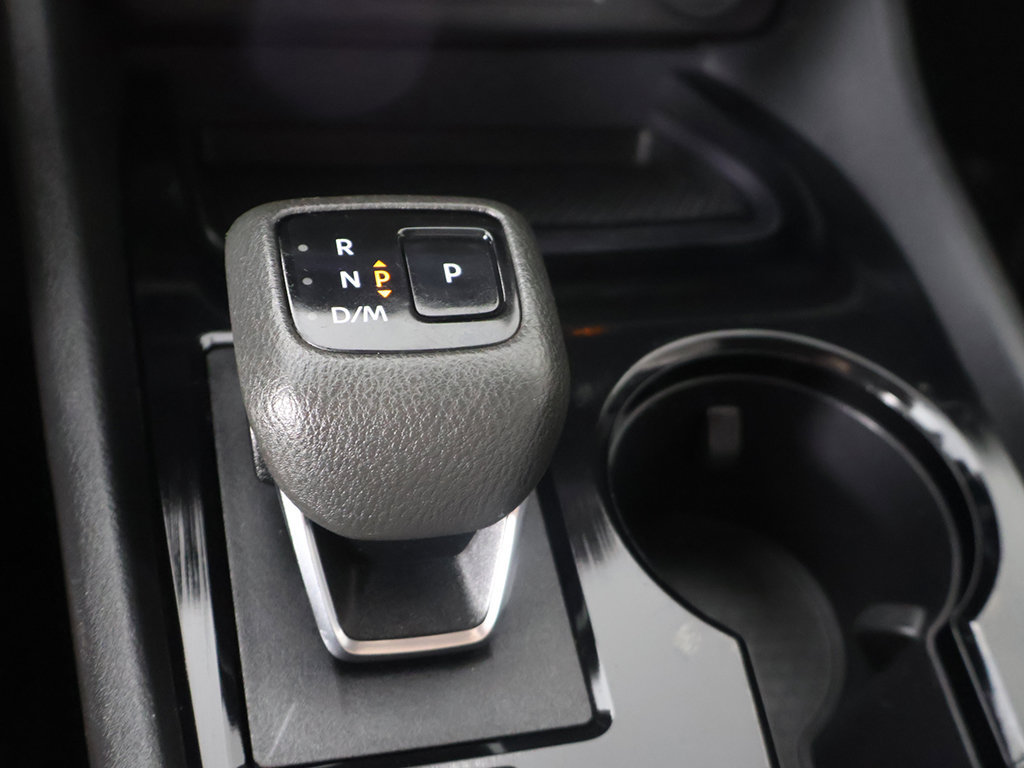 Used 2023 Nissan Rogue SV AWD/4WD image 42