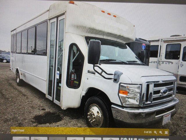 Used 2013 Ford E-450 and Econoline 450 Super Duty w/ Shuttle Bus Prep Pkg image 2